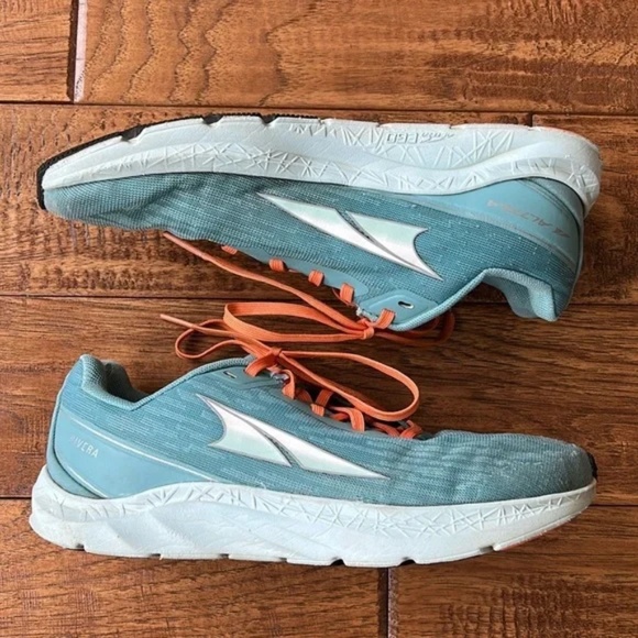 Altra Rivera Running Shoes Foot Shape Zero Drop Light Blue Womens Size 6.5 - Picture 2 of 12